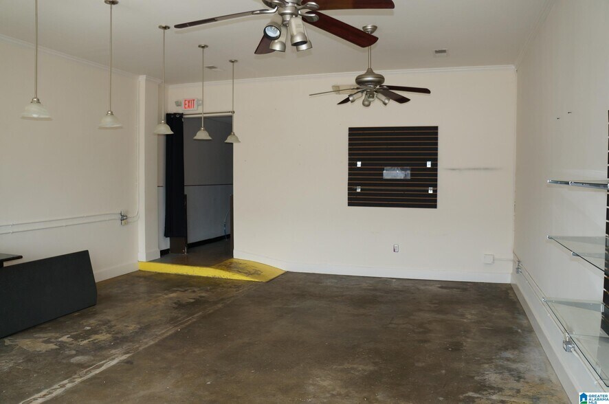 More Photos Of 103-107 N Norton Ave, Sylacauga Storefront For Sale