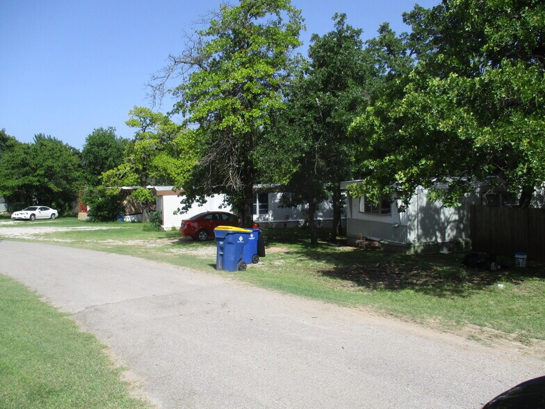 More Photos Of 1401 N Choctaw Rd, Choctaw Manufactured Housing Mobile Home Park For Sale