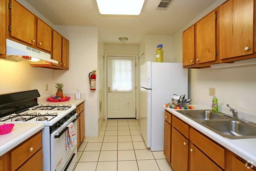 More Photos Of 1601 Radium Springs Rd, Albany Apartments For Sale