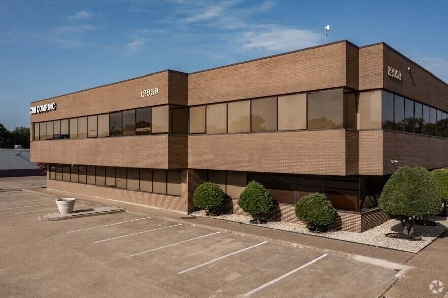 More Photos Of 12959 Jupiter Rd, Dallas Office For Sale