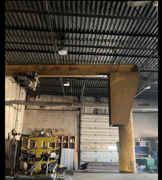 More Photos Of 5690 Camp Rd, Hamburg Manufacturing For Lease