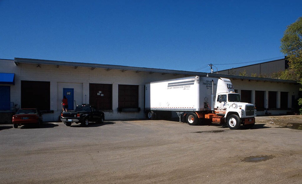 More Photos Of 1230 Macklind Ave, Saint Louis Coworking Space