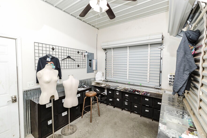 More Photos Of 1663 Georgia Rd, Humboldt Specialty For Sale