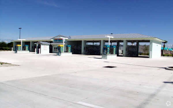 More Photos Of 1070 N Wickham Rd, Melbourne Unknown For Lease