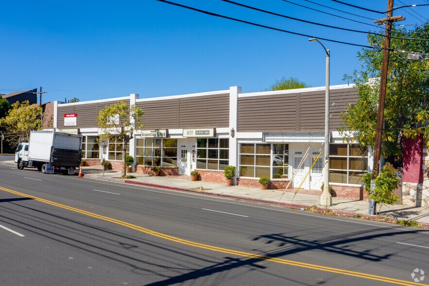 More Photos Of 11413-11425 Moorpark St, North Hollywood Storefront Retail Office For Lease