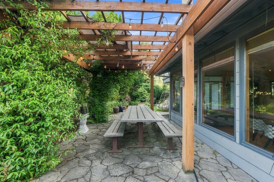 More Photos Of 21360 SW Hillsboro Hwy, Newberg Winery Vineyard For Sale