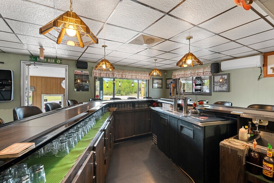 More Photos Of W11466 US Hwy 8, Dunbar Restaurant For Sale