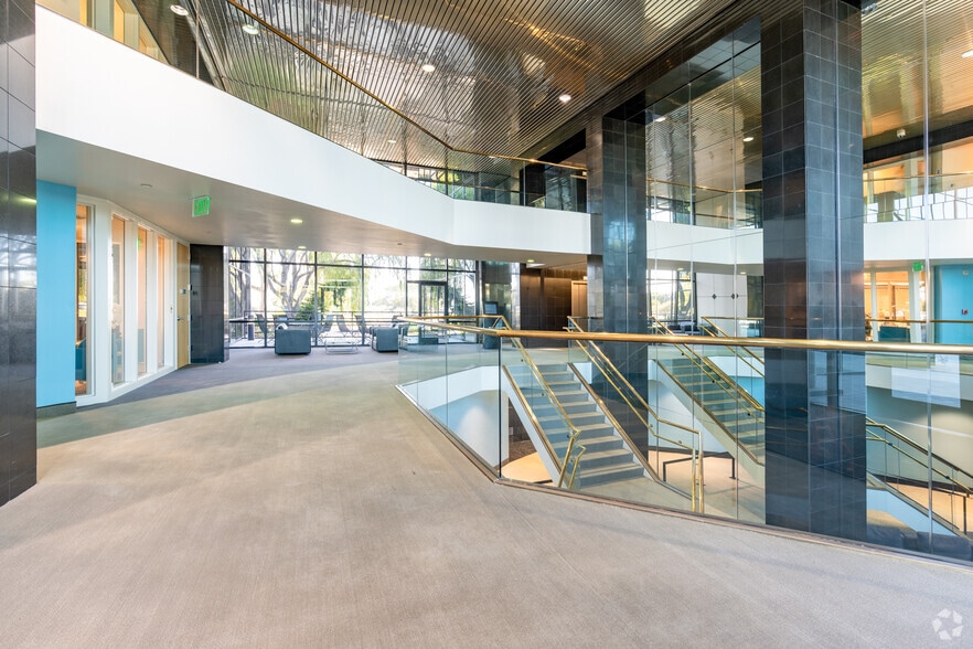 More Photos Of 700 Airport Blvd, Burlingame Office For Lease
