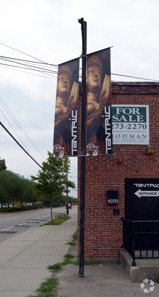 More Photos Of 1070-1072 N Main St, Providence Freestanding For Lease