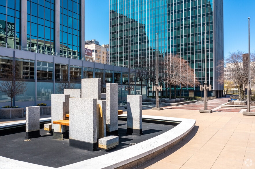 More Photos Of 1 Constitution Plz, Hartford Office For Lease