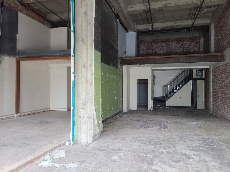 More Photos Of 242 N Sutter St, Stockton Apartments For Sale