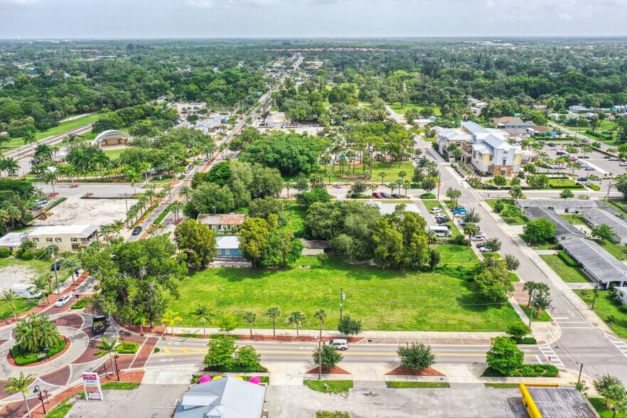 More Photos Of 27459 Ragsdale, Bonita Springs General Retail For Lease