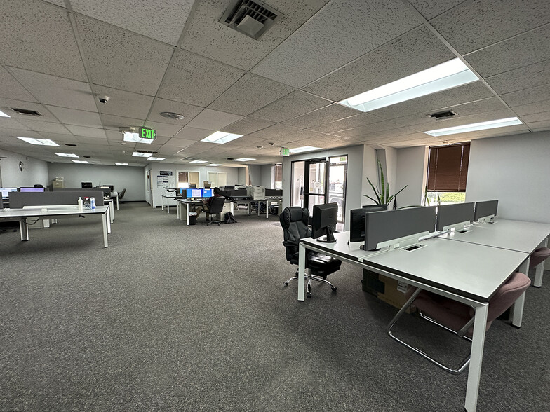 More Photos Of 10885 E 51st Ave, Denver Warehouse For Sale