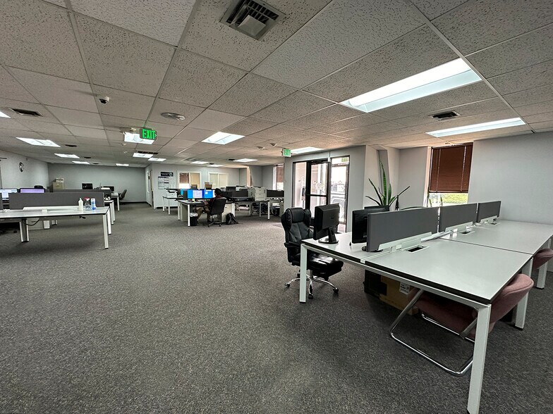 More Photos Of 10885 E 51st Ave, Denver Warehouse For Sale