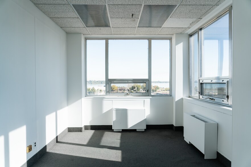More Photos Of 605 James St N, Hamilton Office For Lease