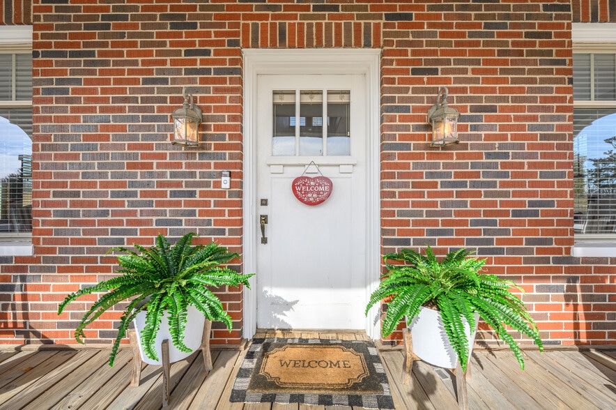 More Photos Of 132 Christiansburg Pike NE, Floyd Flex For Sale