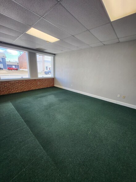 More Photos Of 223 N Main St, Franklin Office For Lease