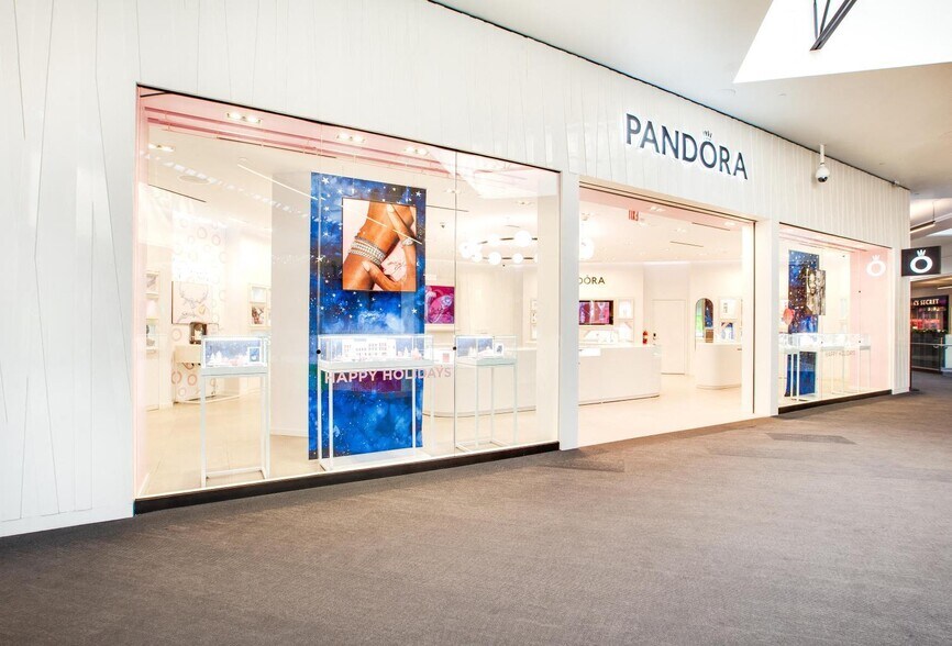 More Photos Of 5060 Montclair Plaza Ln, Montclair Unknown For Lease