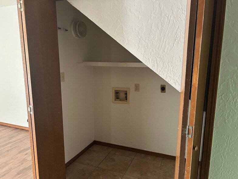 More Photos Of 2903 NE Tortoise Dr, Lawton Apartments For Sale
