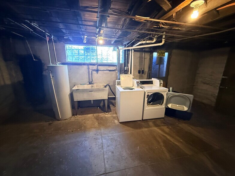 More Photos Of 1762 Cleveland Ave, Norwood Apartments For Sale