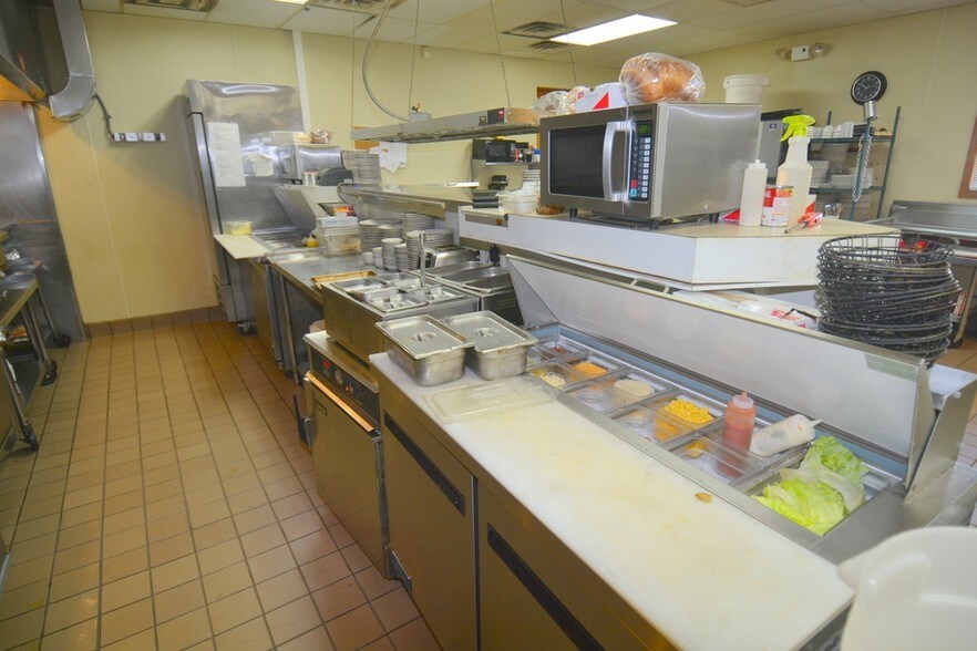 More Photos Of 13 E Dayton St, West Alexandria Restaurant For Sale