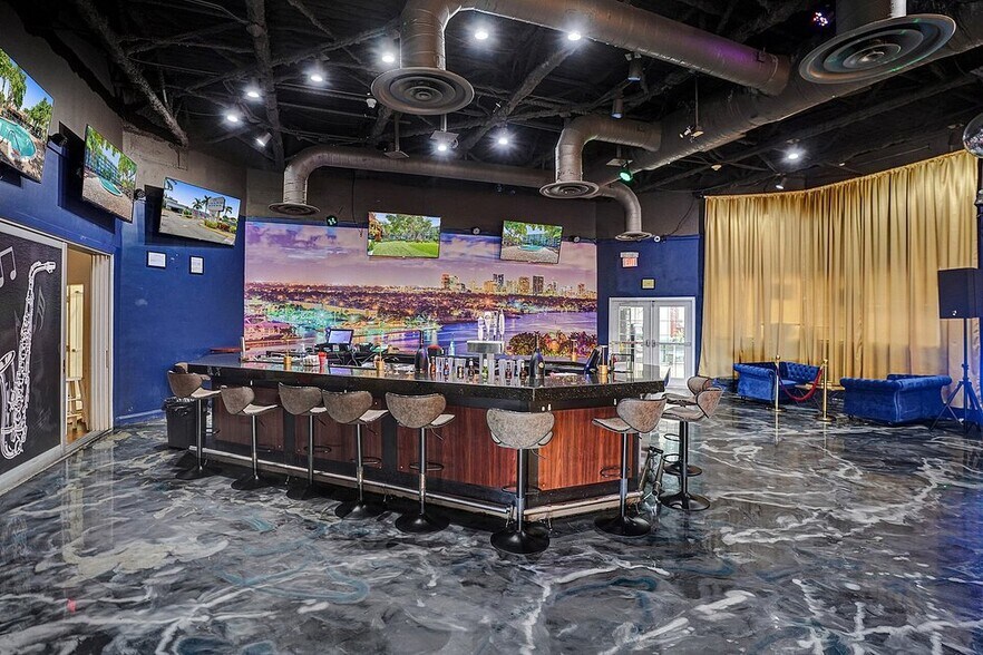 More Photos Of 4900 Powerline Rd, Fort Lauderdale Hotel For Sale