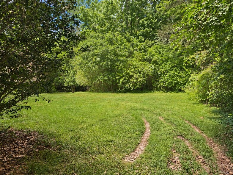 More Photos Of 3698 Kings Hwy, Douglasville Office For Sale