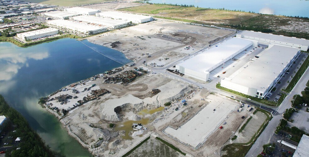 More Photos Of 8406 NW 90th, Medley Warehouse For Lease