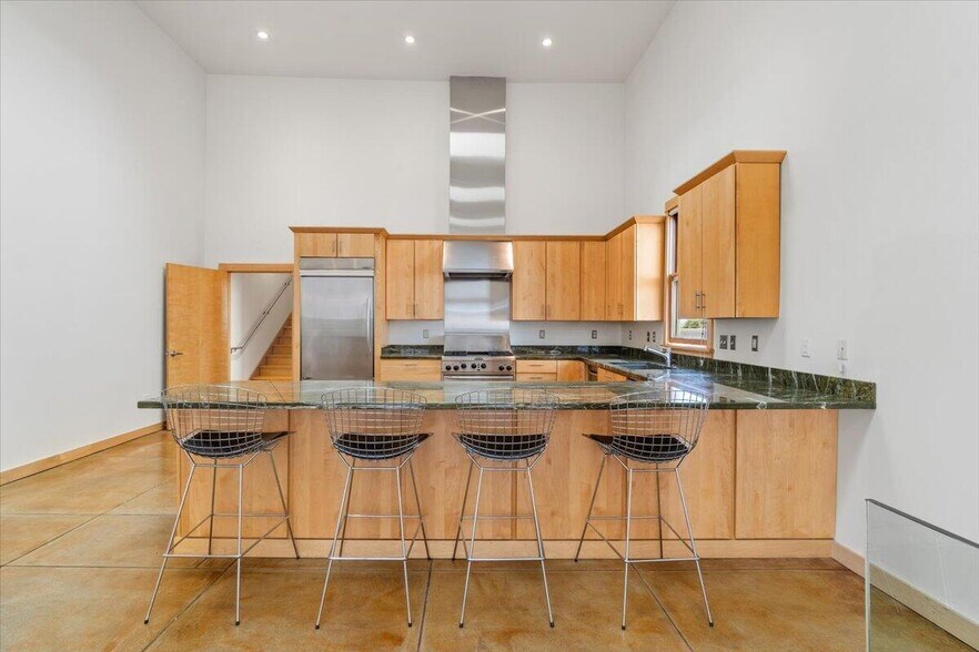 More Photos Of 507 2nd St, Eureka General Retail For Sale