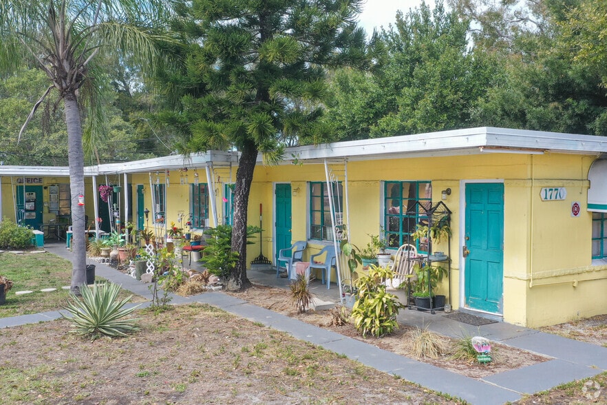 More Photos Of 1770 N Fort Harrison Ave, Clearwater Hotel For Sale