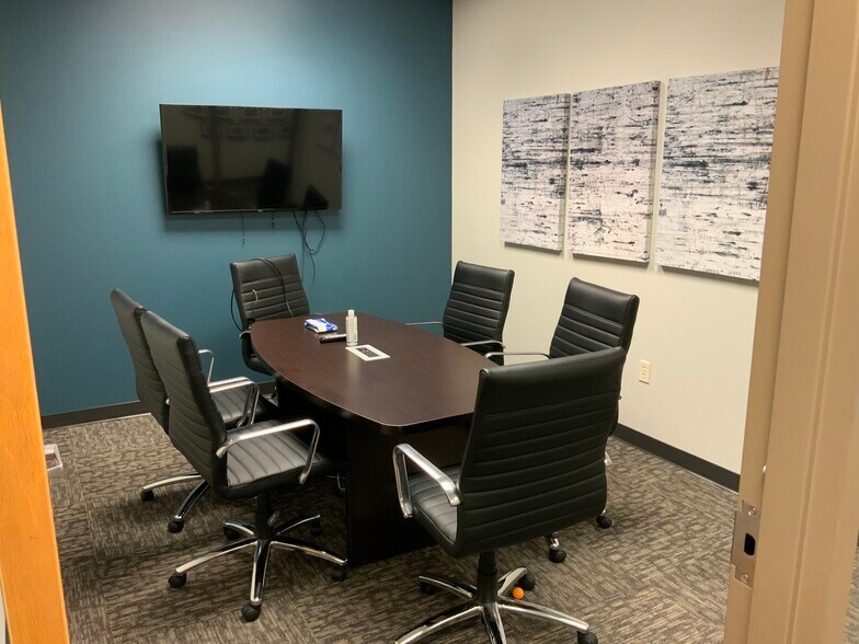 More Photos Of 4501 S 86th St, Lincoln Office For Lease