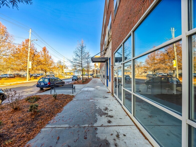 More Photos Of 408 Depot St, Asheville Medical For Sale
