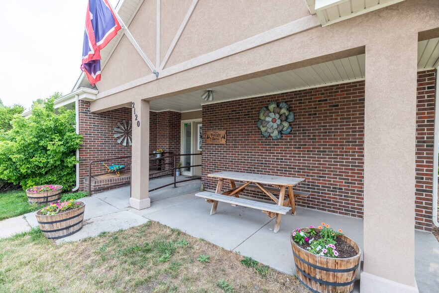 More Photos Of 2120 Logan Ave, Cheyenne Healthcare For Sale
