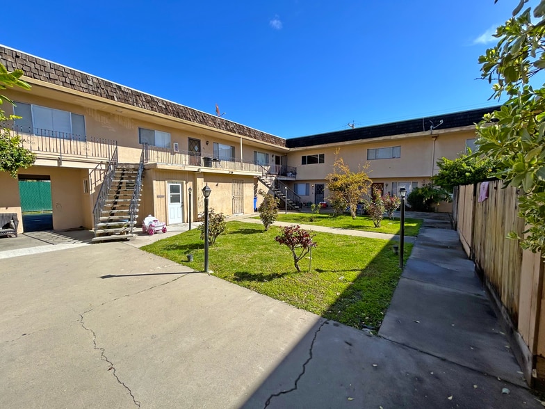 More Photos Of 961 Wakefield Rd, Turlock Apartments For Sale