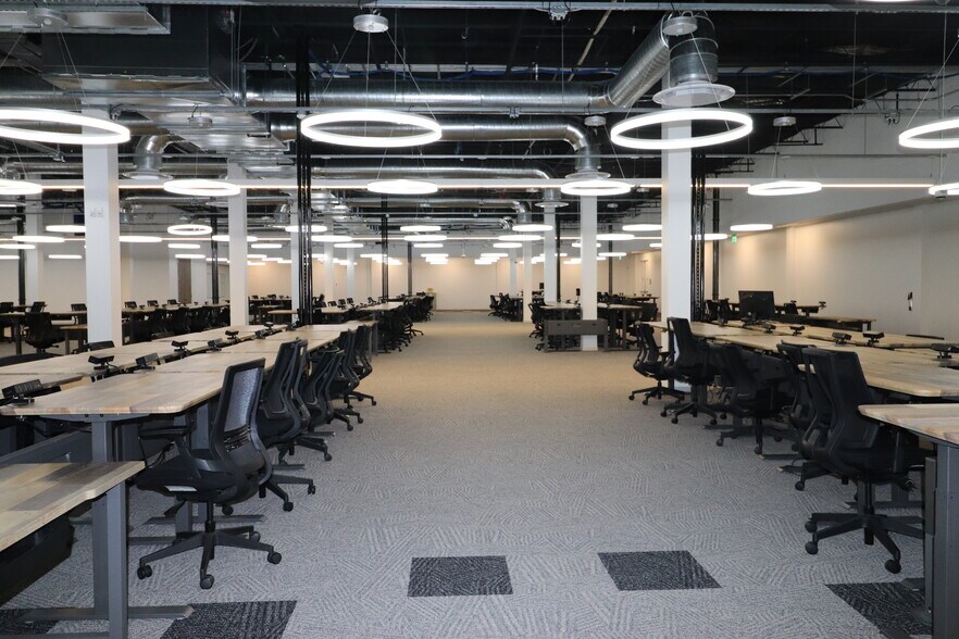 More Photos Of 3662 W Camp Wisdom Rd, Dallas General Retail For Lease