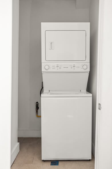 More Photos Of 1792 Broadway, Brooklyn Storefront Retail Residential For Lease