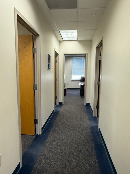 More Photos Of 103 Centennial St, La Plata Medical For Lease