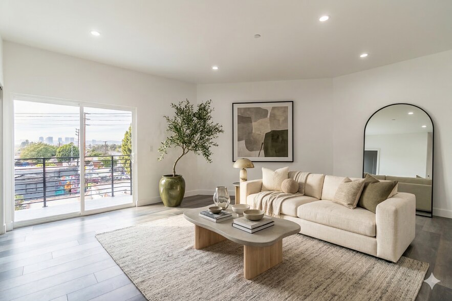 More Photos Of 1818 Thurman Ave, Los Angeles Apartments For Sale