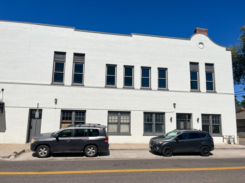 More Photos Of 15 E Iowa Ave, Denver Storefront For Lease