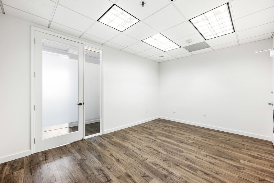 More Photos Of 150 SE 2nd Ave, Miami Coworking Space