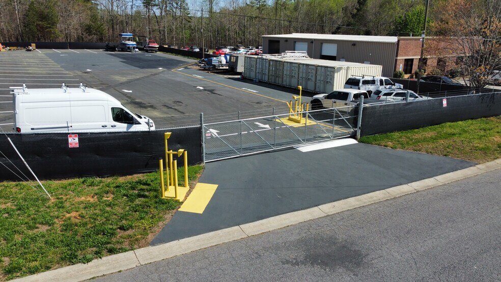 More Photos Of 3432 Denver Dr, Denver Land For Lease