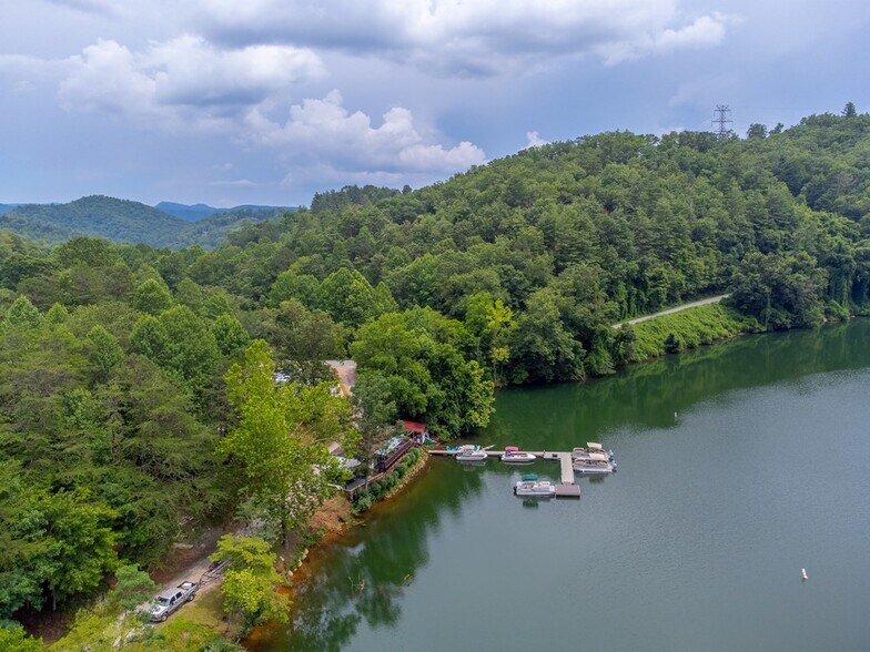 More Photos Of 270 Deyton Camp Rd, Robbinsville Marina For Sale