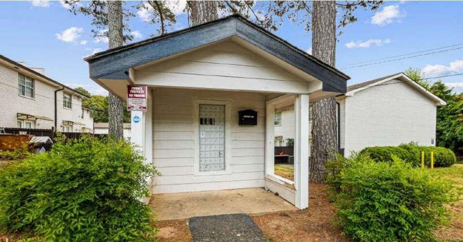 More Photos Of 7234 Tara Blvd, Jonesboro Apartments For Sale
