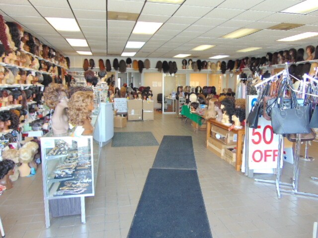 More Photos Of 15390 Gratiot Ave, Detroit Storefront For Sale