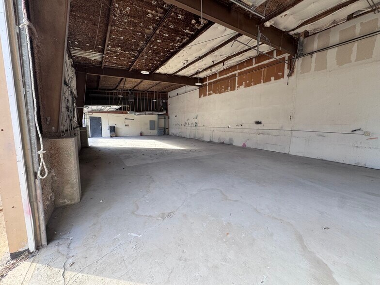 More Photos Of 165 S 122nd Ave, Tulsa Warehouse For Lease