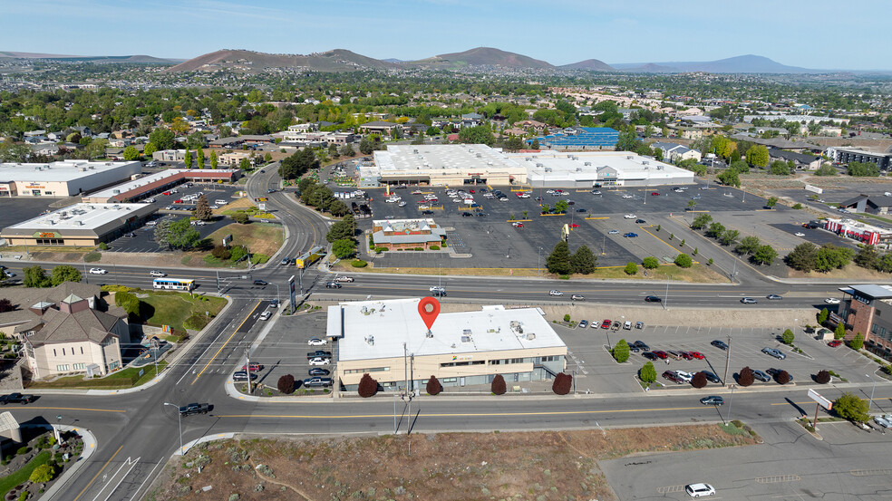 Primary Photo Of 830 N Columbia Center Blvd, Kennewick Loft Creative Space For Lease