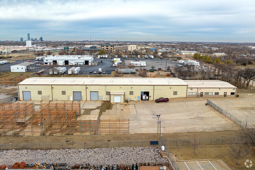 More Photos Of 5353 S Hattie Ave, Oklahoma City Warehouse For Lease