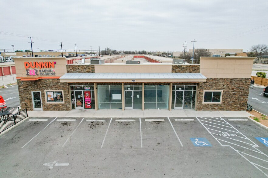 More Photos Of 150 S WW White Rd, San Antonio General Retail For Lease