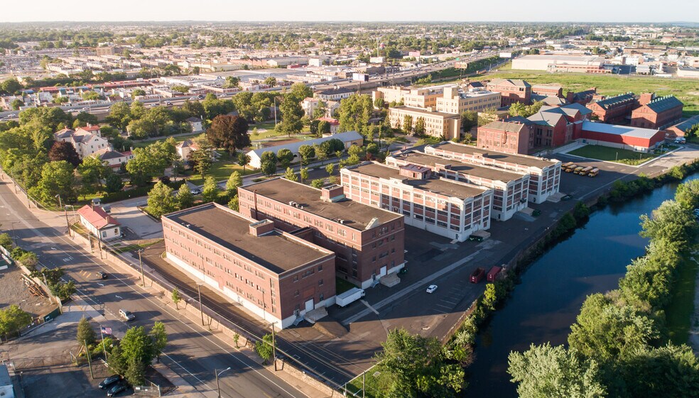 Primary Photo Of 2275 Bridge St, Philadelphia Loft Creative Space For Lease