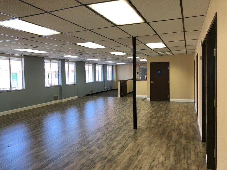 More Photos Of 930 Alhambra Blvd, Sacramento Office For Lease